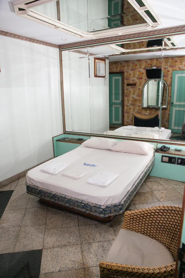 Hotel Vanity Para Adultos 里约热内卢 外观 照片